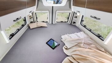 Bett mit Loungefunktion im VANTourer 600 L